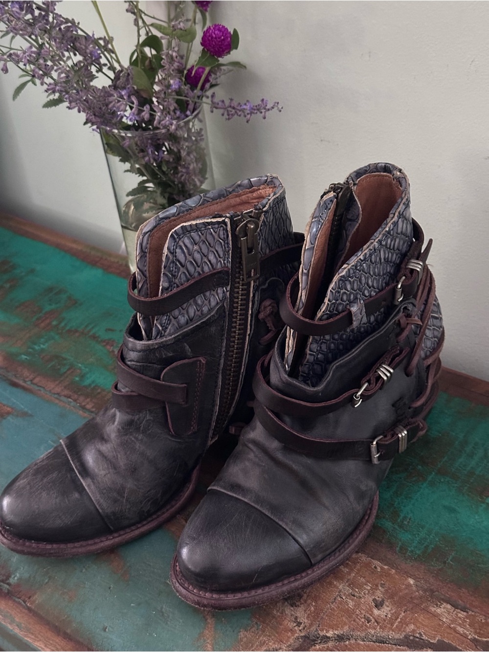 Women’s Freebird Crue Brown Leather Ankle Boots with Textured Gray Collar